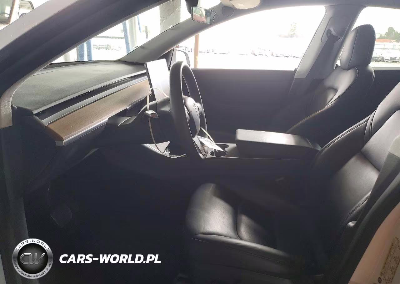 2020 Tesla Model Y VIN:5YJYGDEE4LF051159 - 7