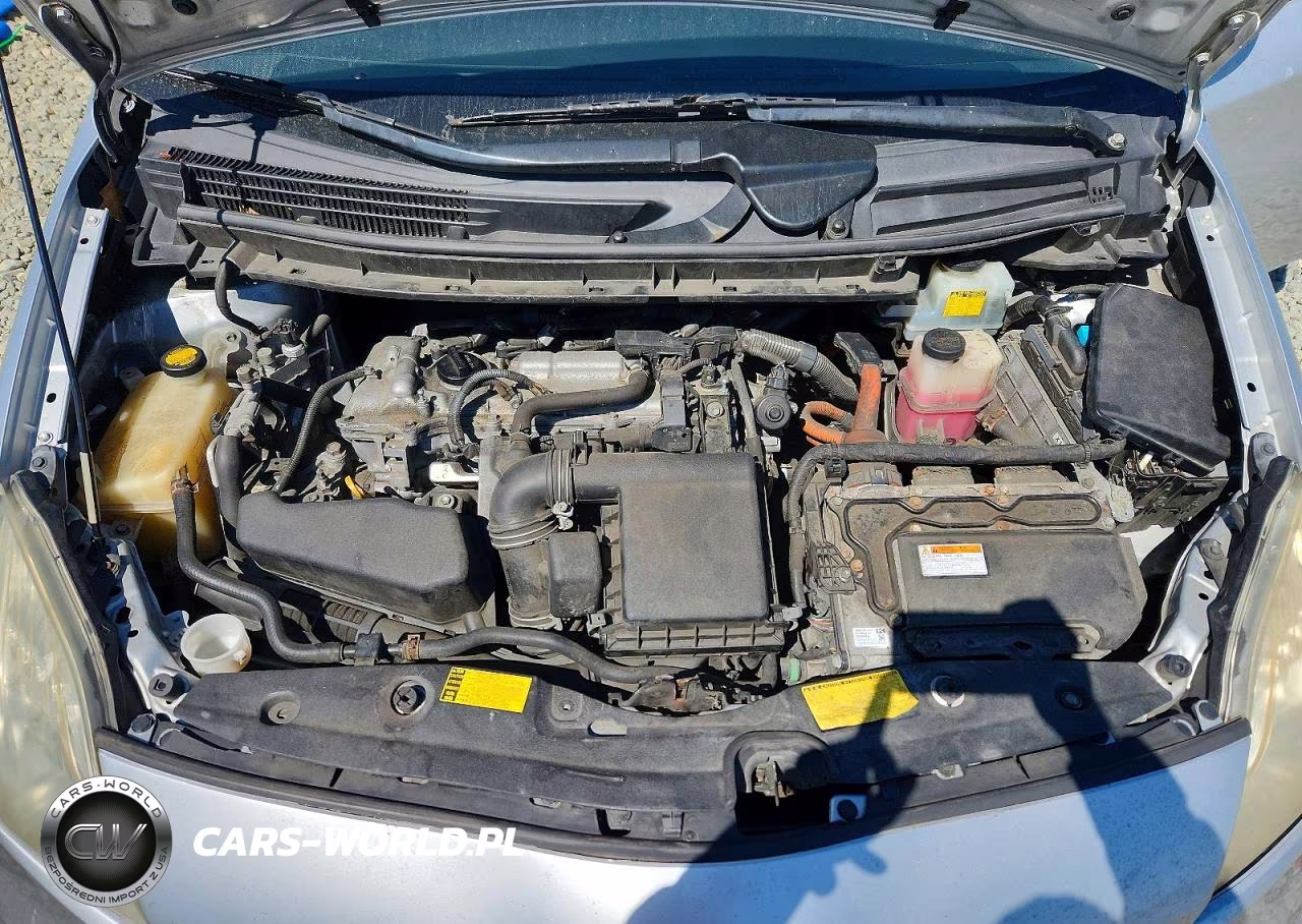 2013 Toyota Prius Two VIN:JTDKN3DU0D5553376 - 11