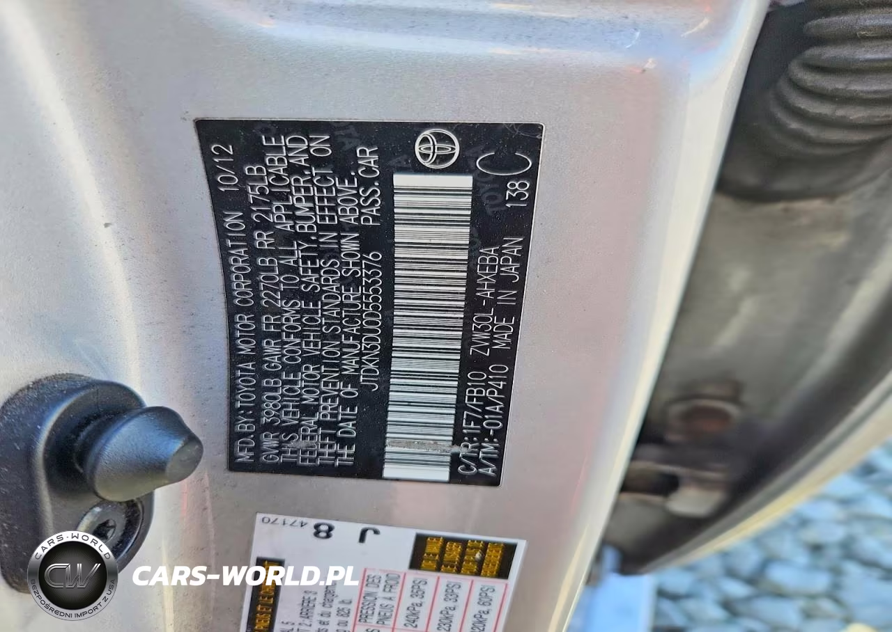 2013 Toyota Prius Two VIN:JTDKN3DU0D5553376 - 12