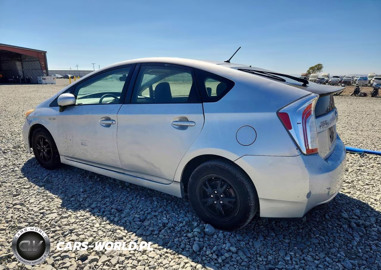 2013 Toyota Prius Two VIN:JTDKN3DU0D5553376 - 2