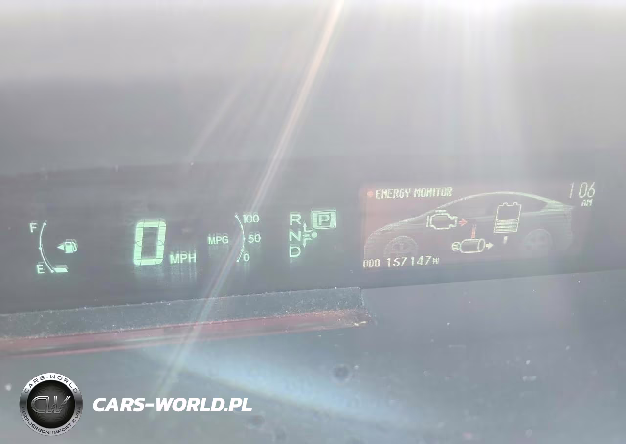 2013 Toyota Prius Two VIN:JTDKN3DU0D5553376 - 9