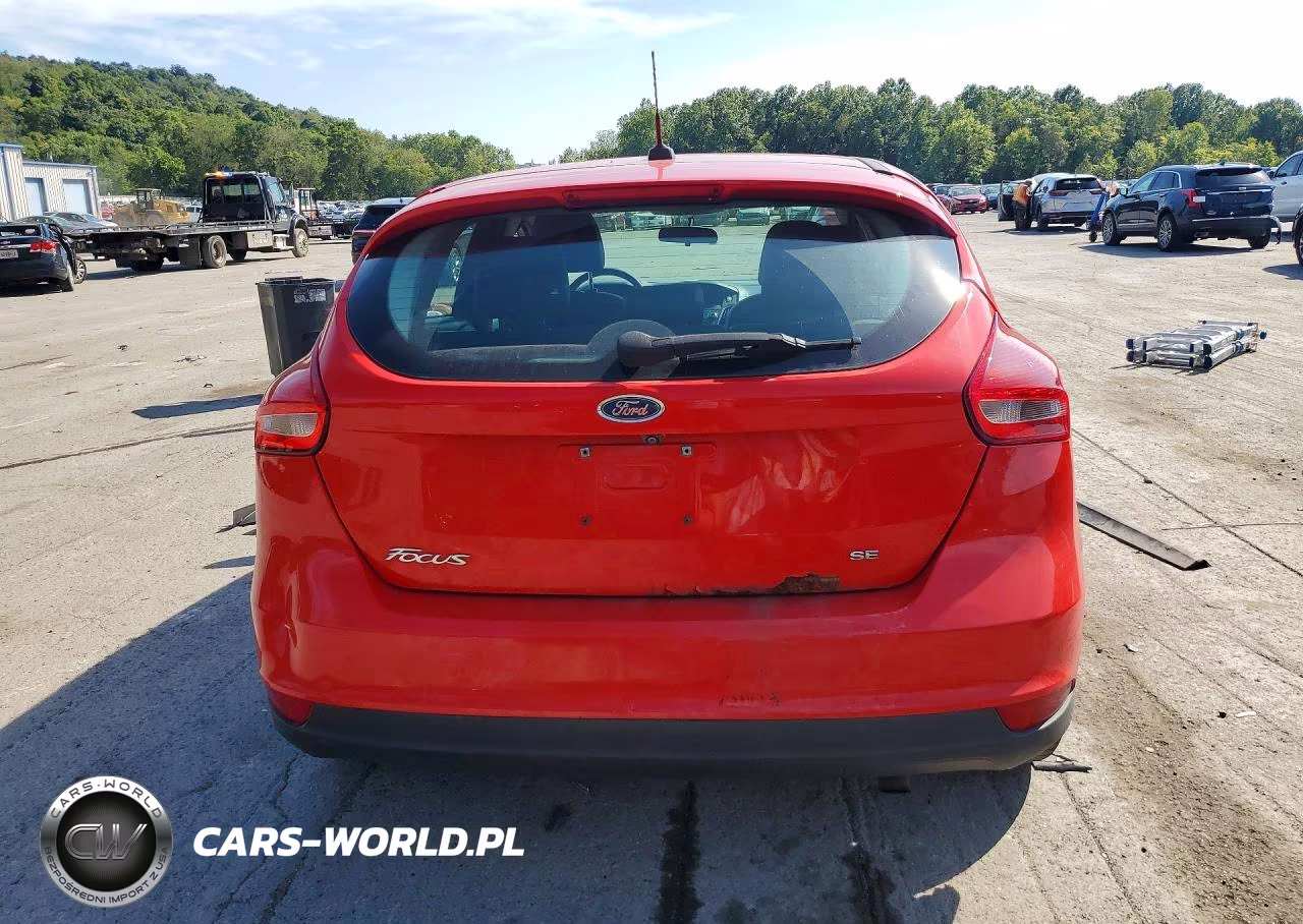 2015 Ford Focus Se VIN:1FADP3K21FL283387 - 6