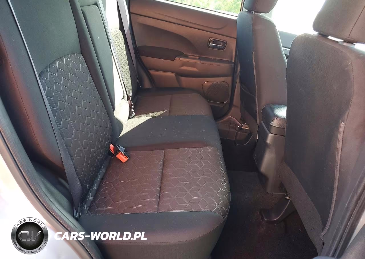 2026 Mitsubishi Outlander Sport S-Se VIN:JA4ARUAU1TU003936 - 11