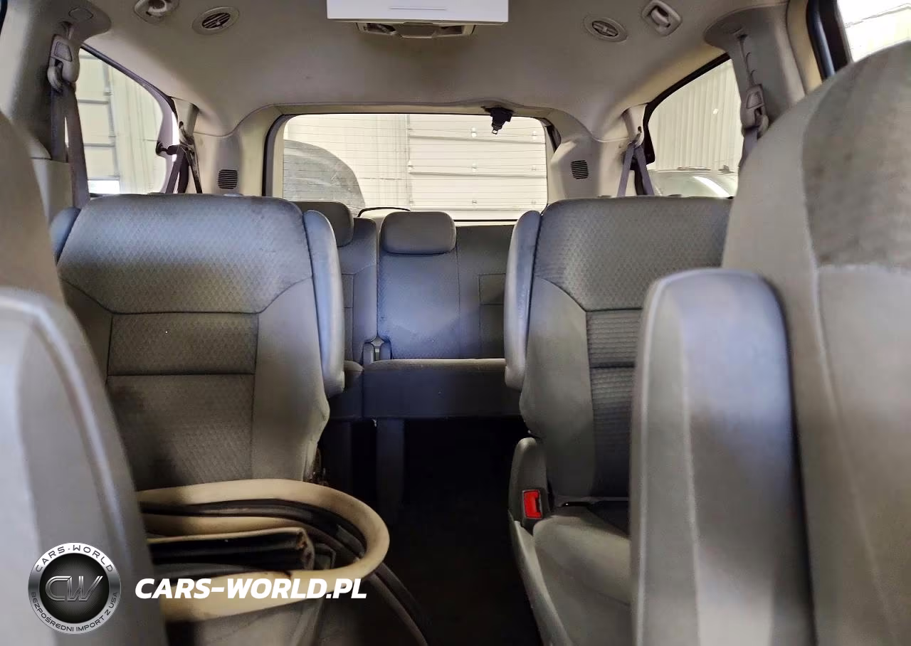 2010 Chrysler Town & Country Touring VIN:2A4RR5D10AR184094 - 10