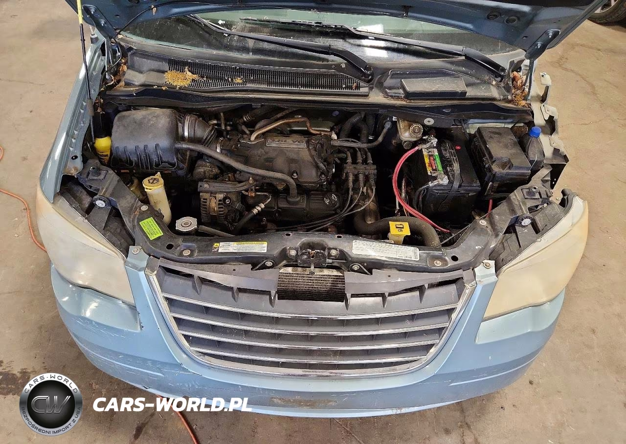 2010 Chrysler Town & Country Touring VIN:2A4RR5D10AR184094 - 12