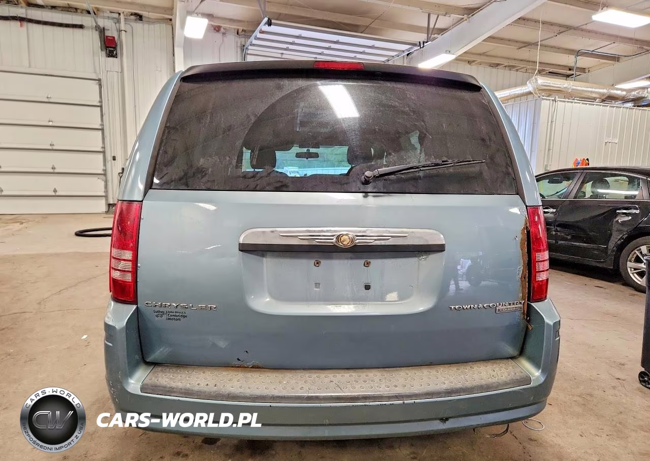 2010 Chrysler Town & Country Touring VIN:2A4RR5D10AR184094 - 6