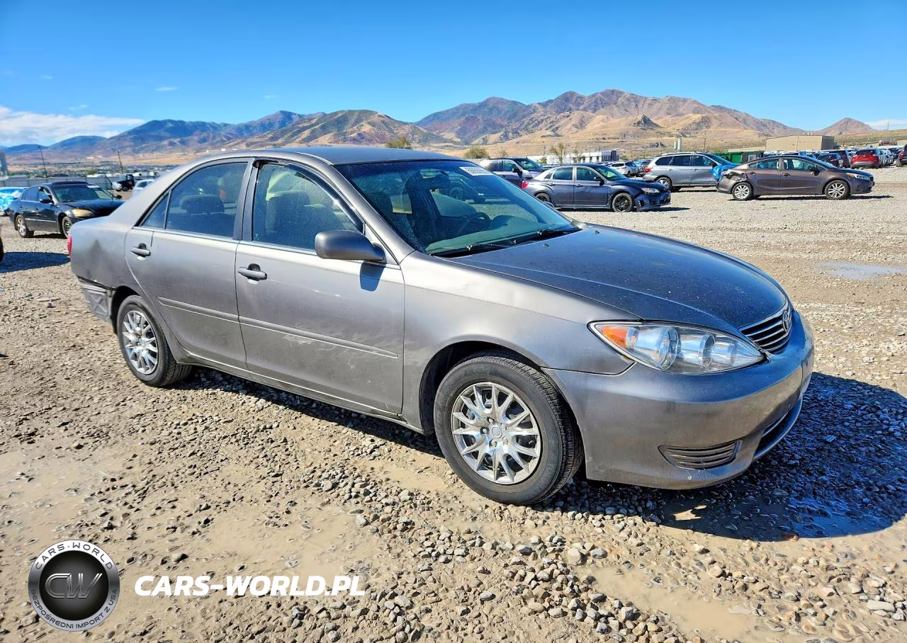 2006 Toyota Camry Le VIN:4T1BE32K96U650632 - 4
