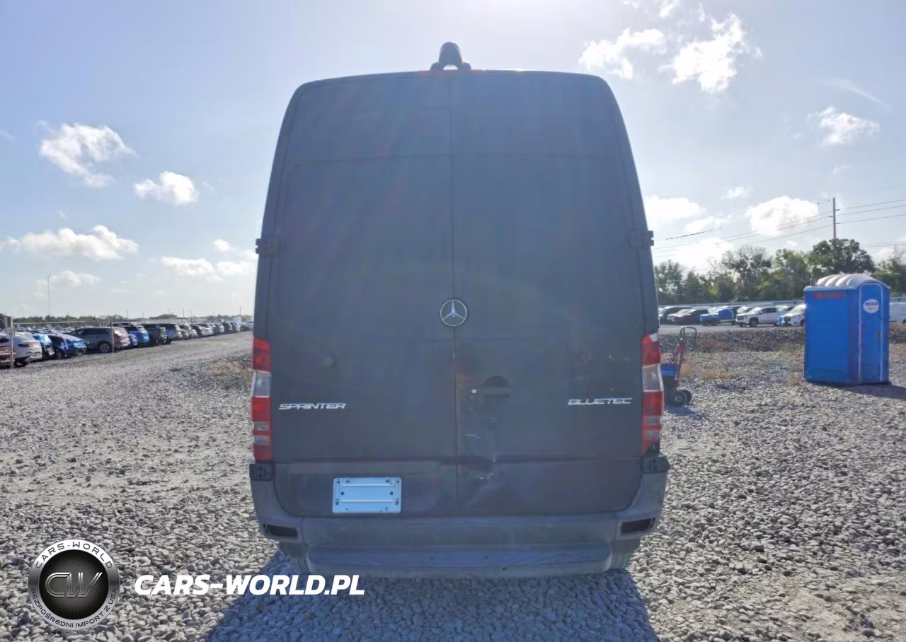 2014 Mercedes-Benz Sprinter 2500 VIN:WD3PE7CC2E5872814 - 10