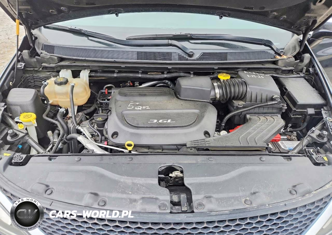 2018 Chrysler Pacifica Limited VIN:2C4RC1GG2JR121594 - 12