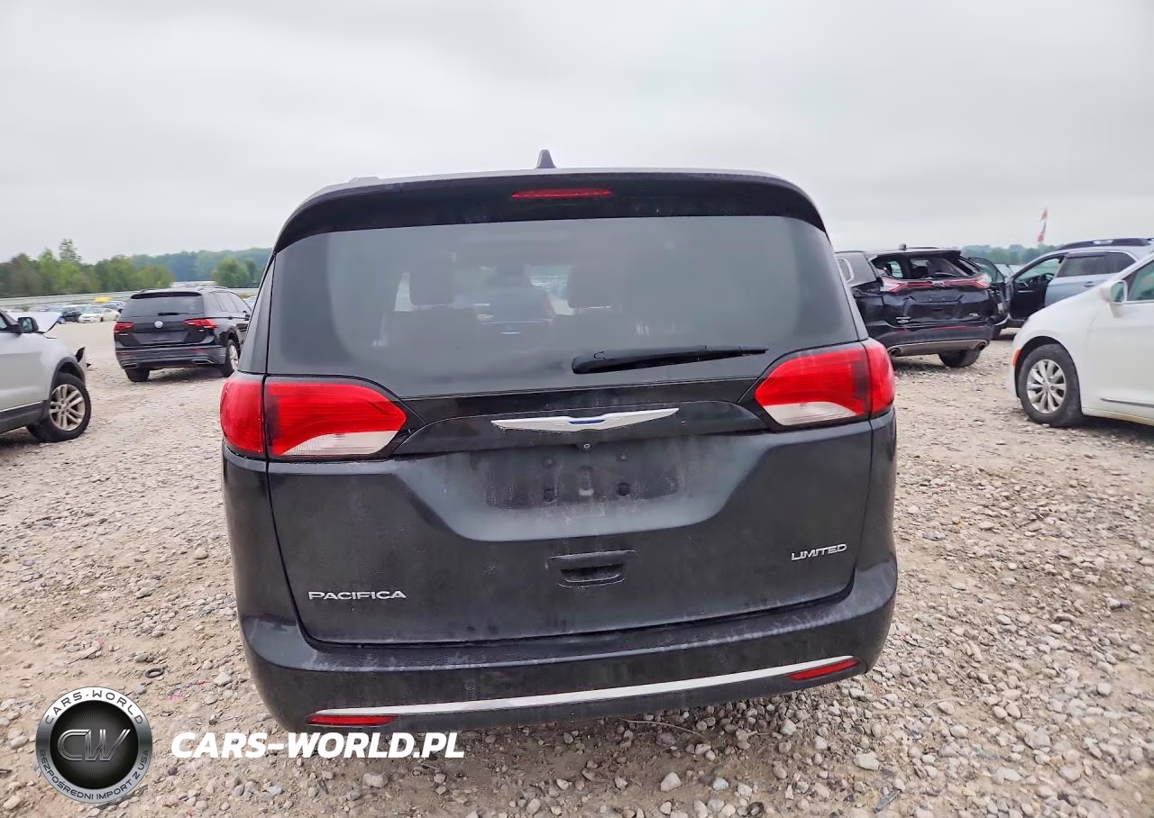 2018 Chrysler Pacifica Limited VIN:2C4RC1GG2JR121594 - 6