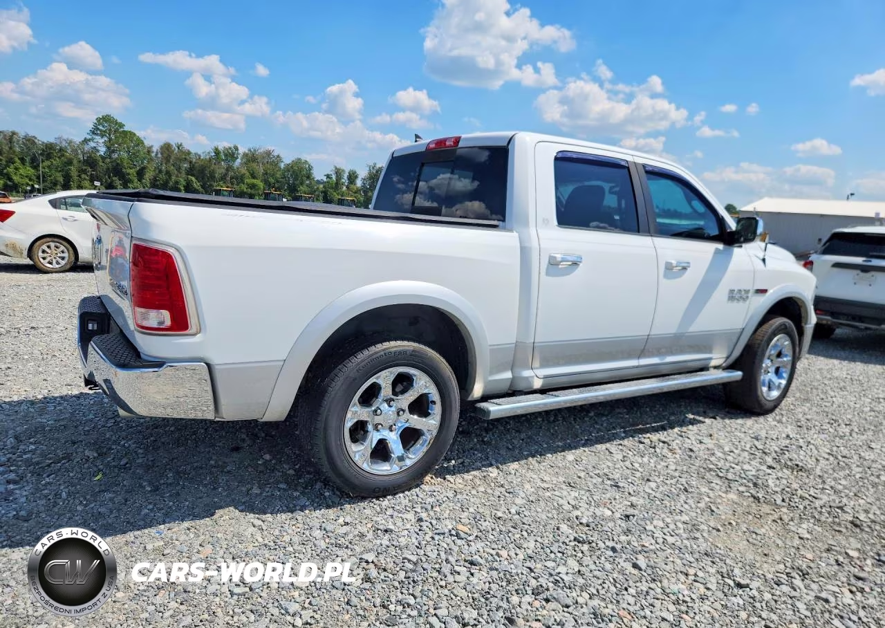 2016 Ram 1500 Laramie VIN:1C6RR7NM6GS171861 - 3