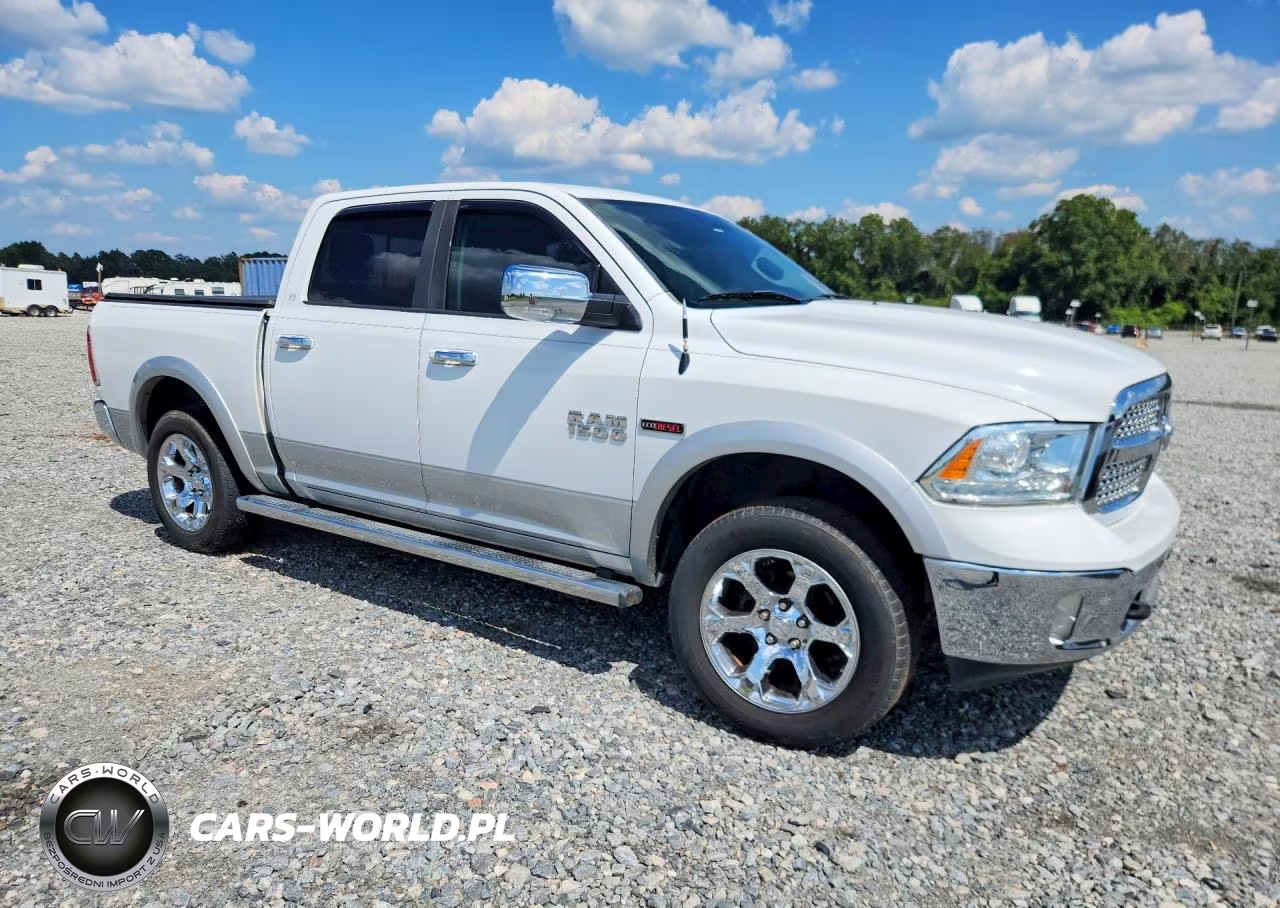 2016 Ram 1500 Laramie VIN:1C6RR7NM6GS171861 - 4