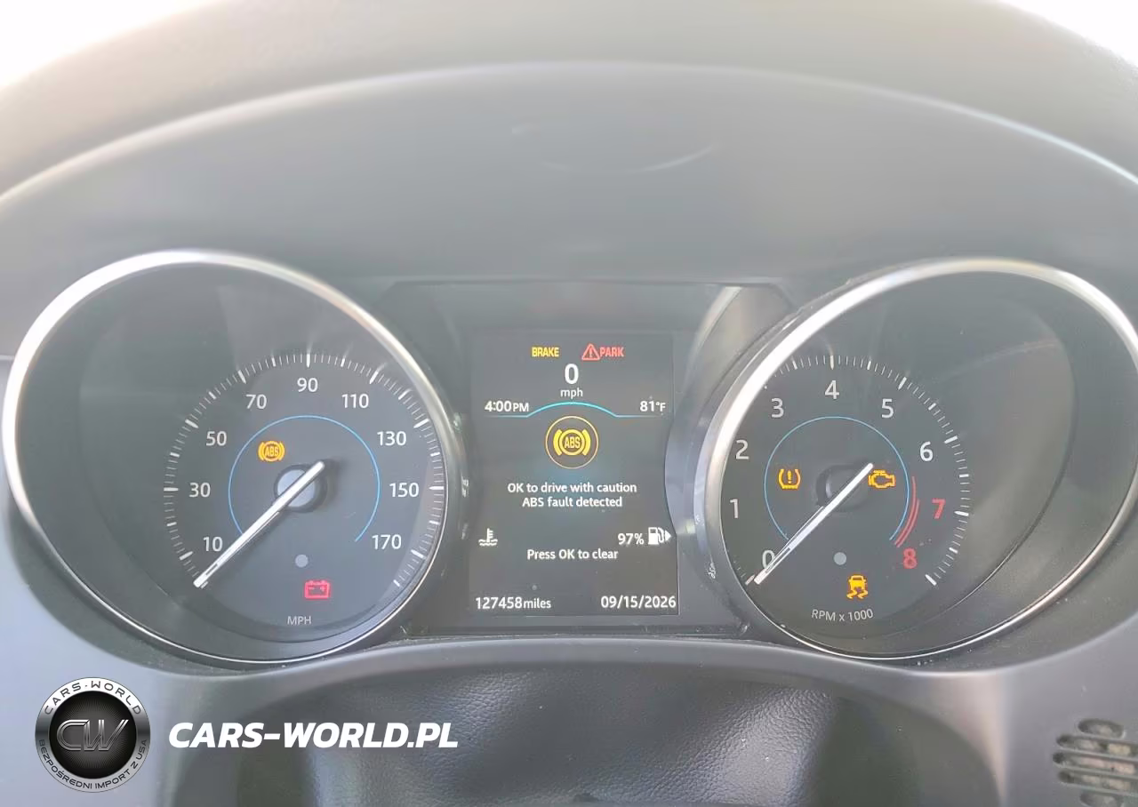 2019 Jaguar F-Pace Premium VIN:SADCJ2FX8KA399154 - 9