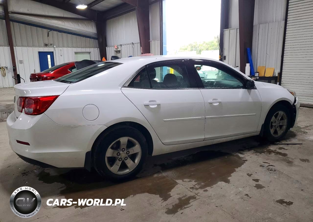 2013 Chevrolet Malibu Ls VIN:1G11B5SA8DF216918 - 3