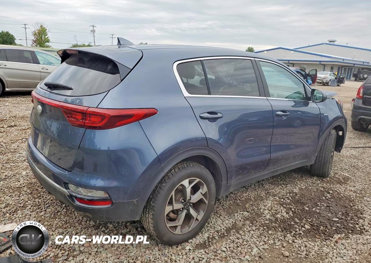 2020 Kia Sportage Lx VIN:KNDPMCAC0L7800046 - 3