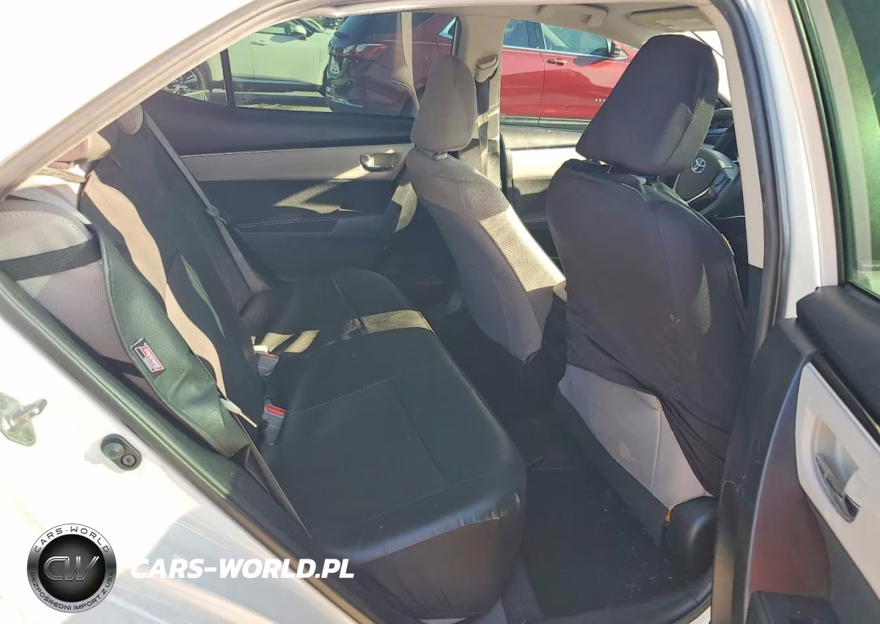 2018 Toyota Corolla Le VIN:5YFBURHE0JP848341 - 10