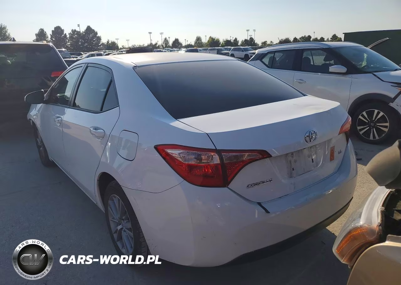 2018 Toyota Corolla Le VIN:5YFBURHE0JP848341 - 6