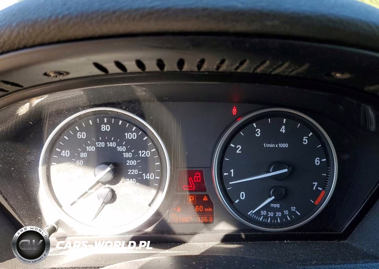 2012 BMW X5 xDrive35I VIN:5UXZV4C55CL743763 - 9