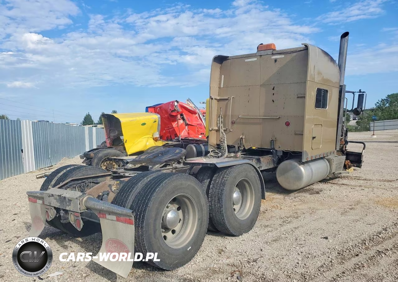2013 Peterbilt 386 Semi Truck VIN:1XPHD49X6DD174005 - 3