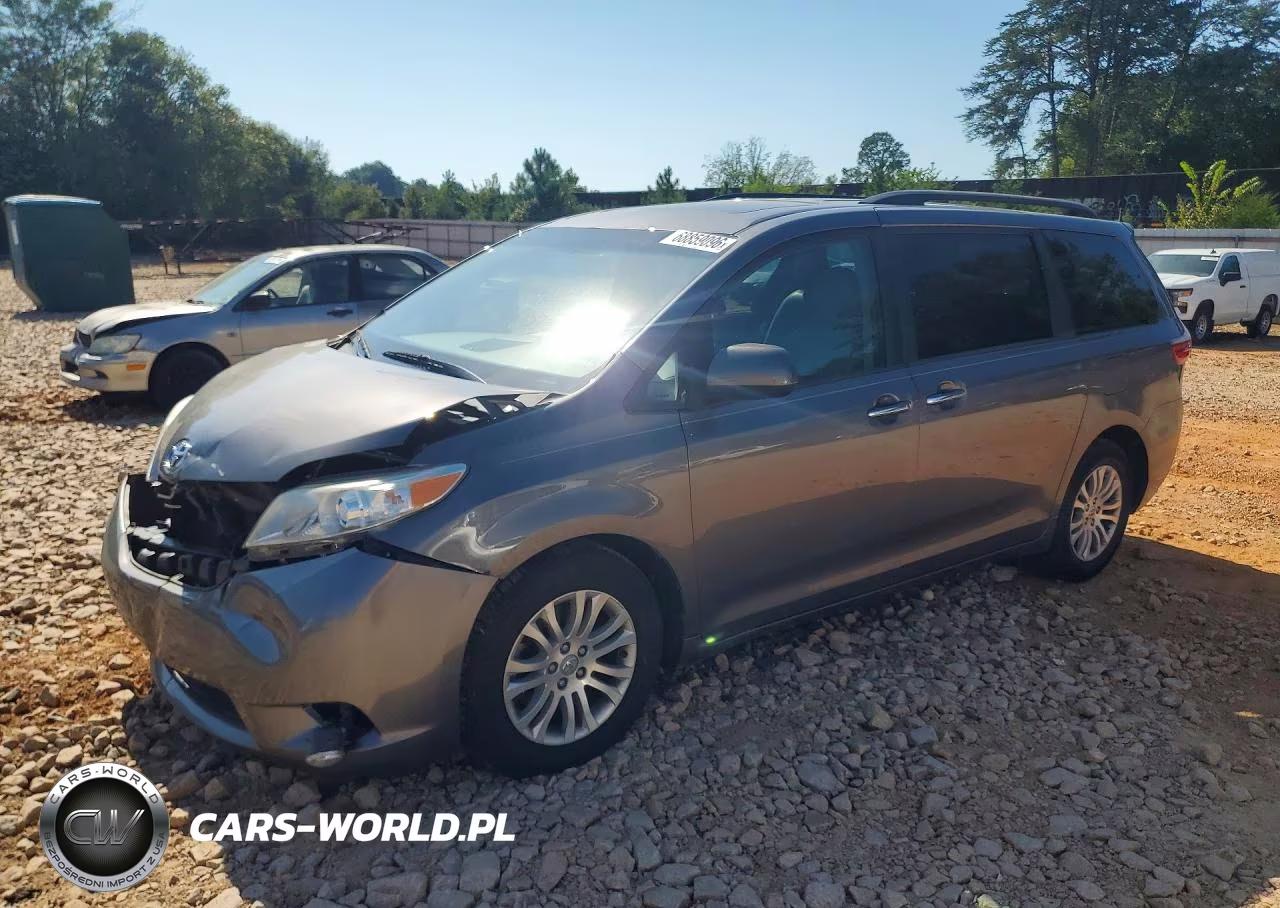 2017 Toyota Sienna Xle 8-Passenger VIN:5TDYZ3DC5HS809257 - 1
