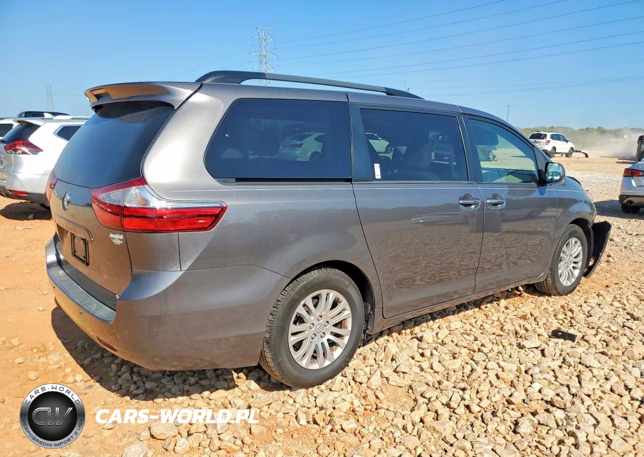 2017 Toyota Sienna Xle 8-Passenger VIN:5TDYZ3DC5HS809257 - 3