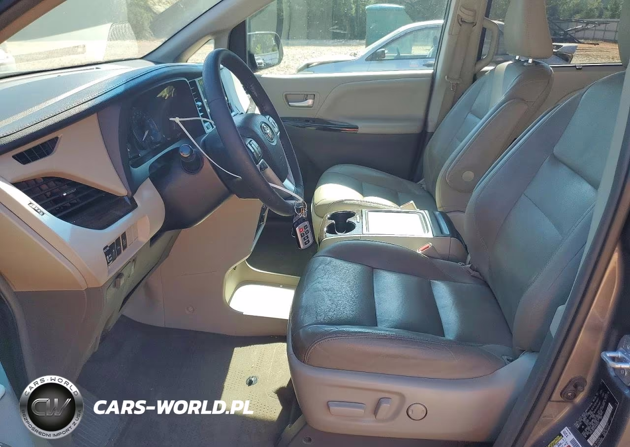 2017 Toyota Sienna Xle 8-Passenger VIN:5TDYZ3DC5HS809257 - 7