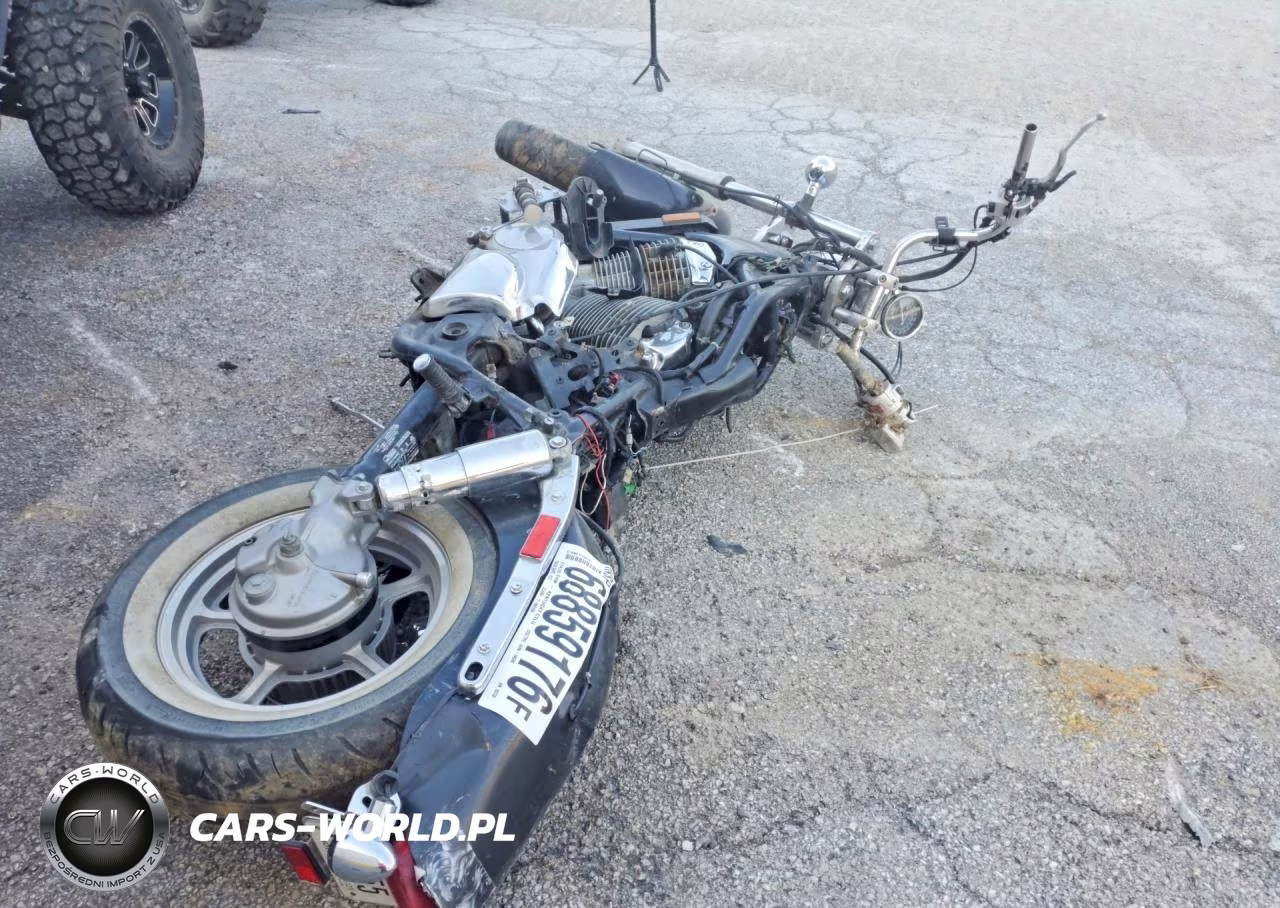 2007 Honda Vt1100 C VIN:1HFSC18057A103130 - 4