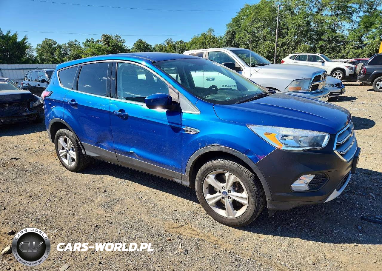 2017 Ford Escape VIN:1FMCU9GDXHUE83270 - 4
