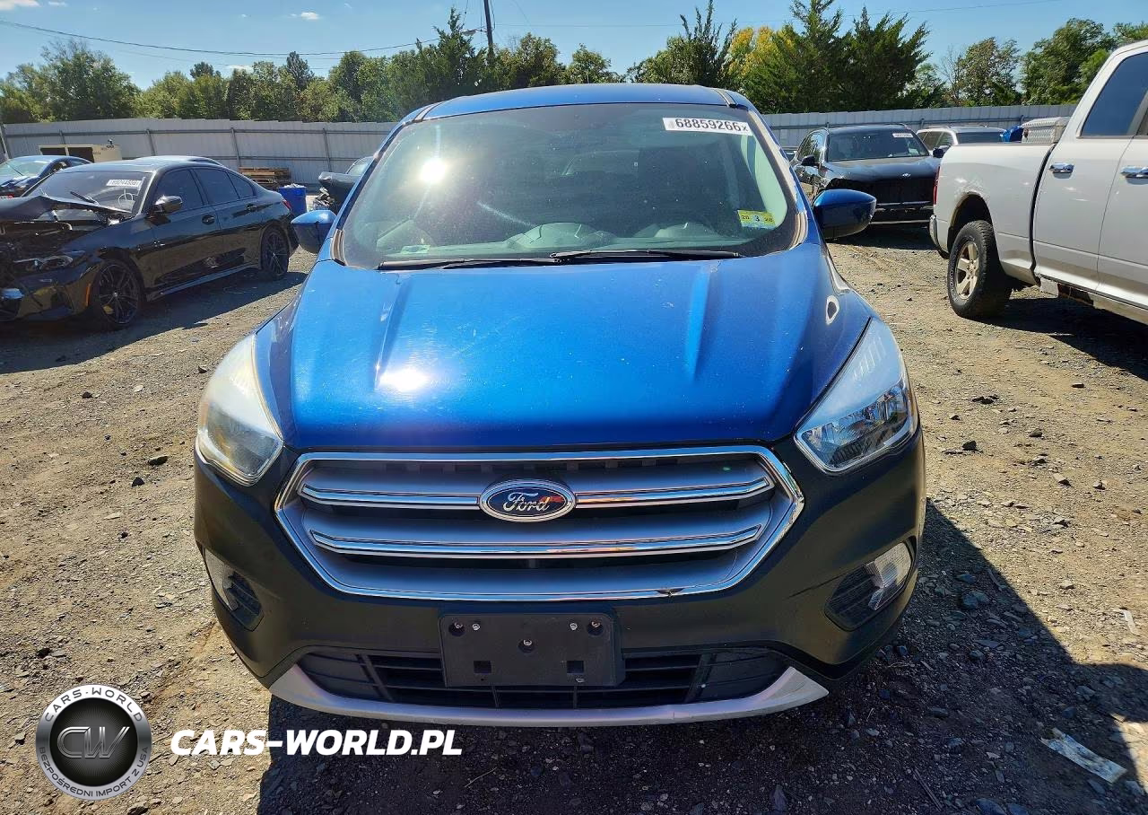 2017 Ford Escape VIN:1FMCU9GDXHUE83270 - 5