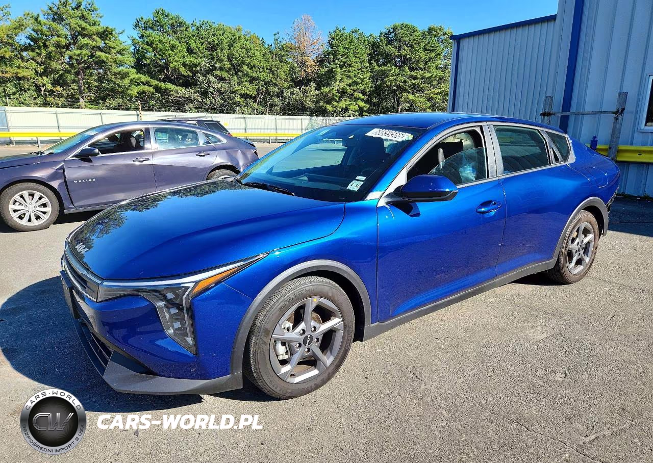 2026 Kia K4 Lxs VIN:3KPFT4DE0TE315648 - 1