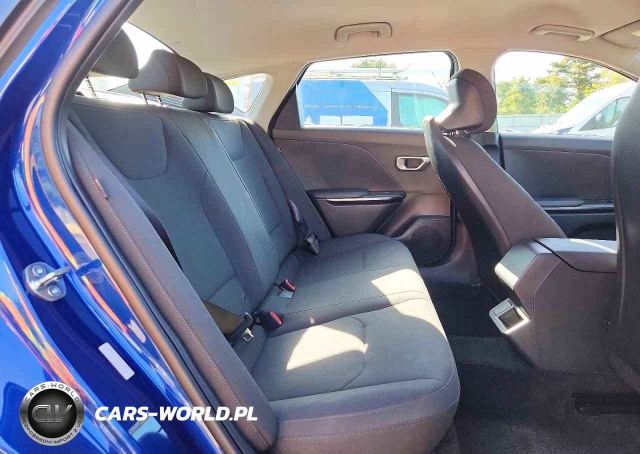 2026 Kia K4 Lxs VIN:3KPFT4DE0TE315648 - 10