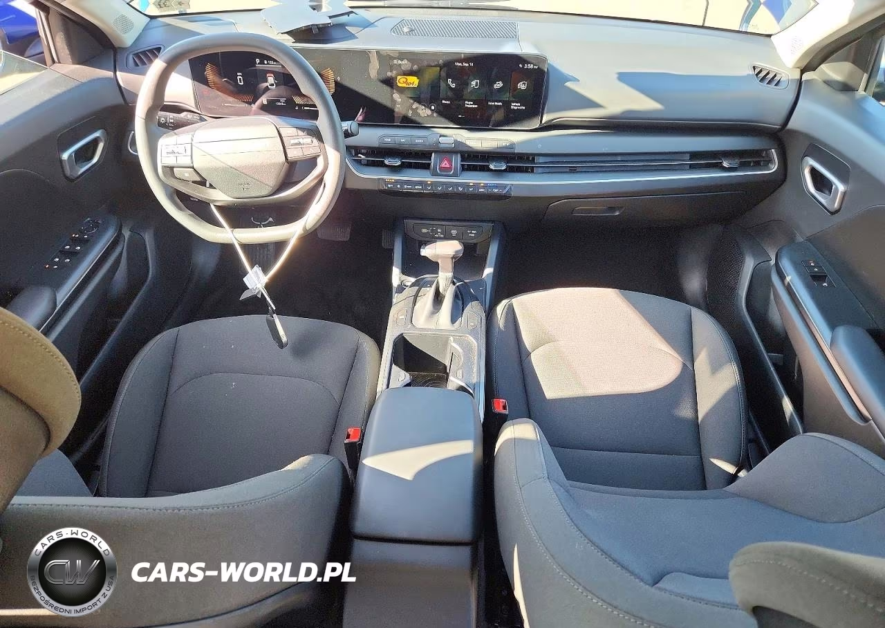 2026 Kia K4 Lxs VIN:3KPFT4DE0TE315648 - 8