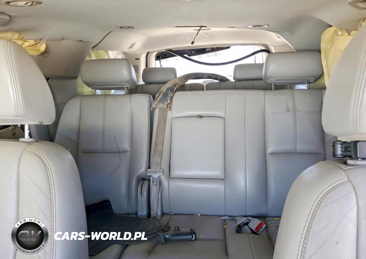 2007 Chevrolet Suburban K1500 VIN:3GNFK16317G300042 - 10