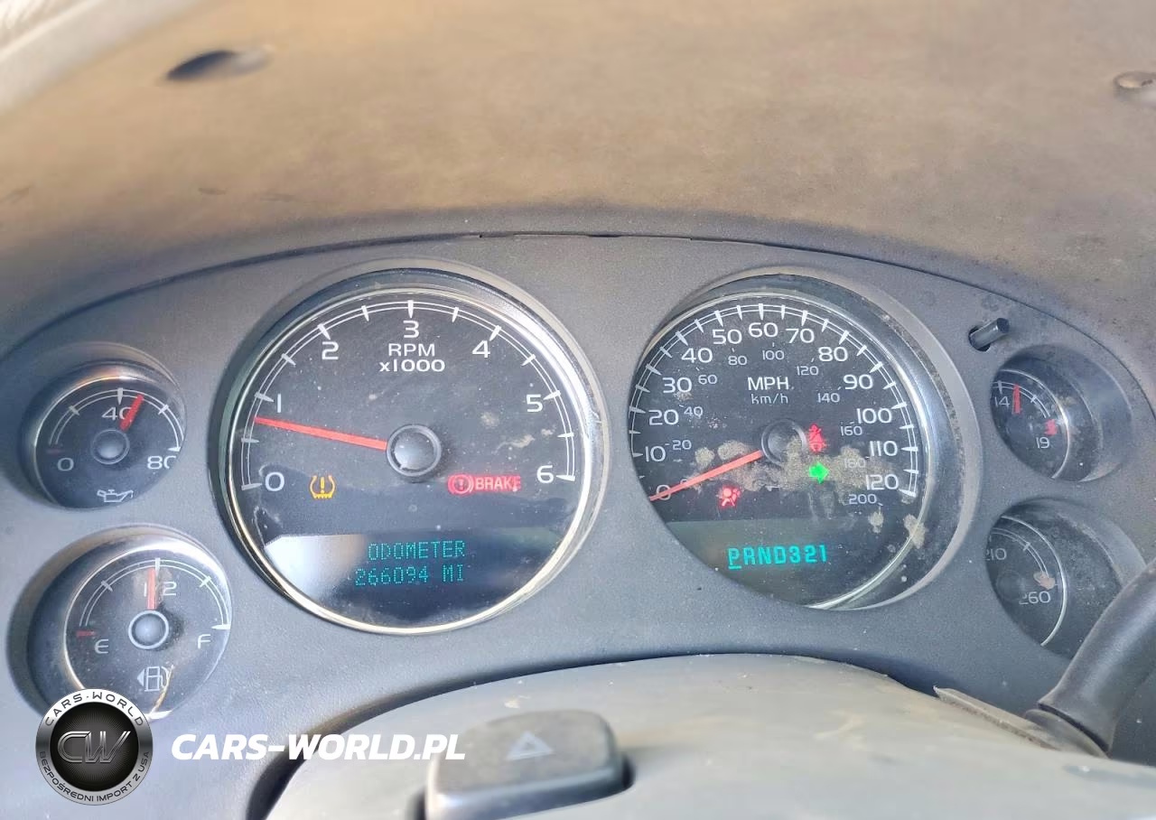 2007 Chevrolet Suburban K1500 VIN:3GNFK16317G300042 - 9