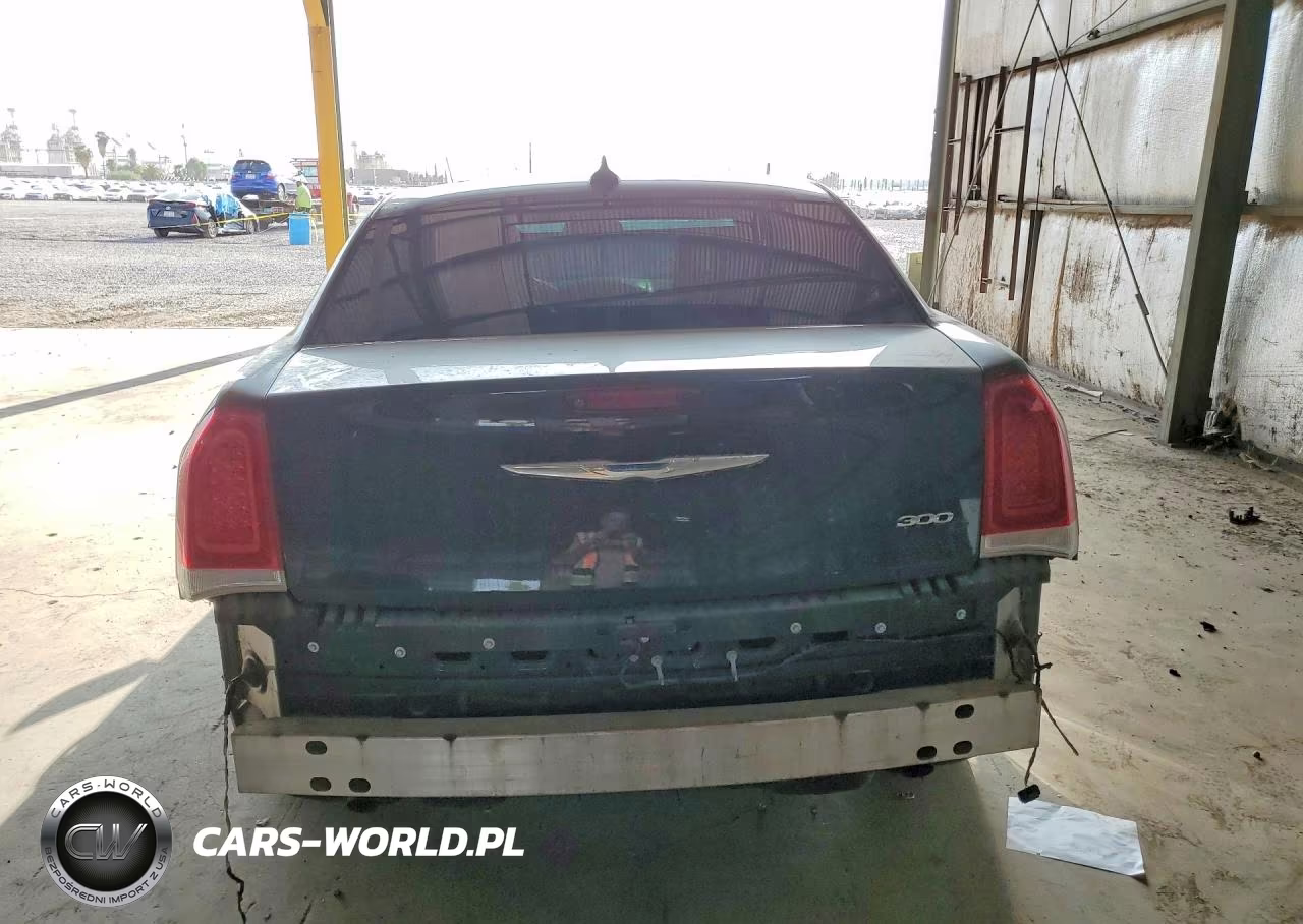 2016 Chrysler 300C VIN:2C3CCAEG0GH190456 - 6