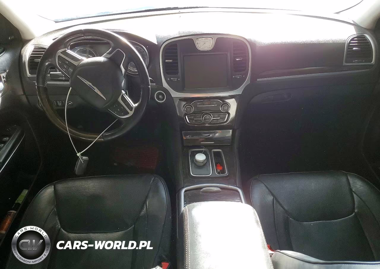 2016 Chrysler 300C VIN:2C3CCAEG0GH190456 - 8