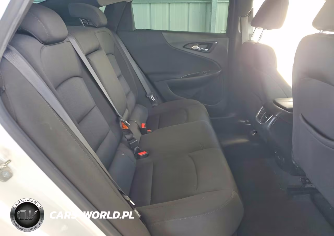 2018 Chevrolet Malibu Lt VIN:1G1ZD5ST2JF271049 - 10