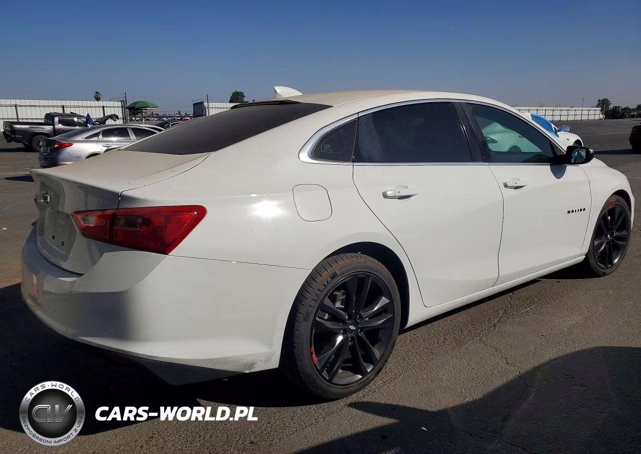 2018 Chevrolet Malibu Lt VIN:1G1ZD5ST2JF271049 - 3