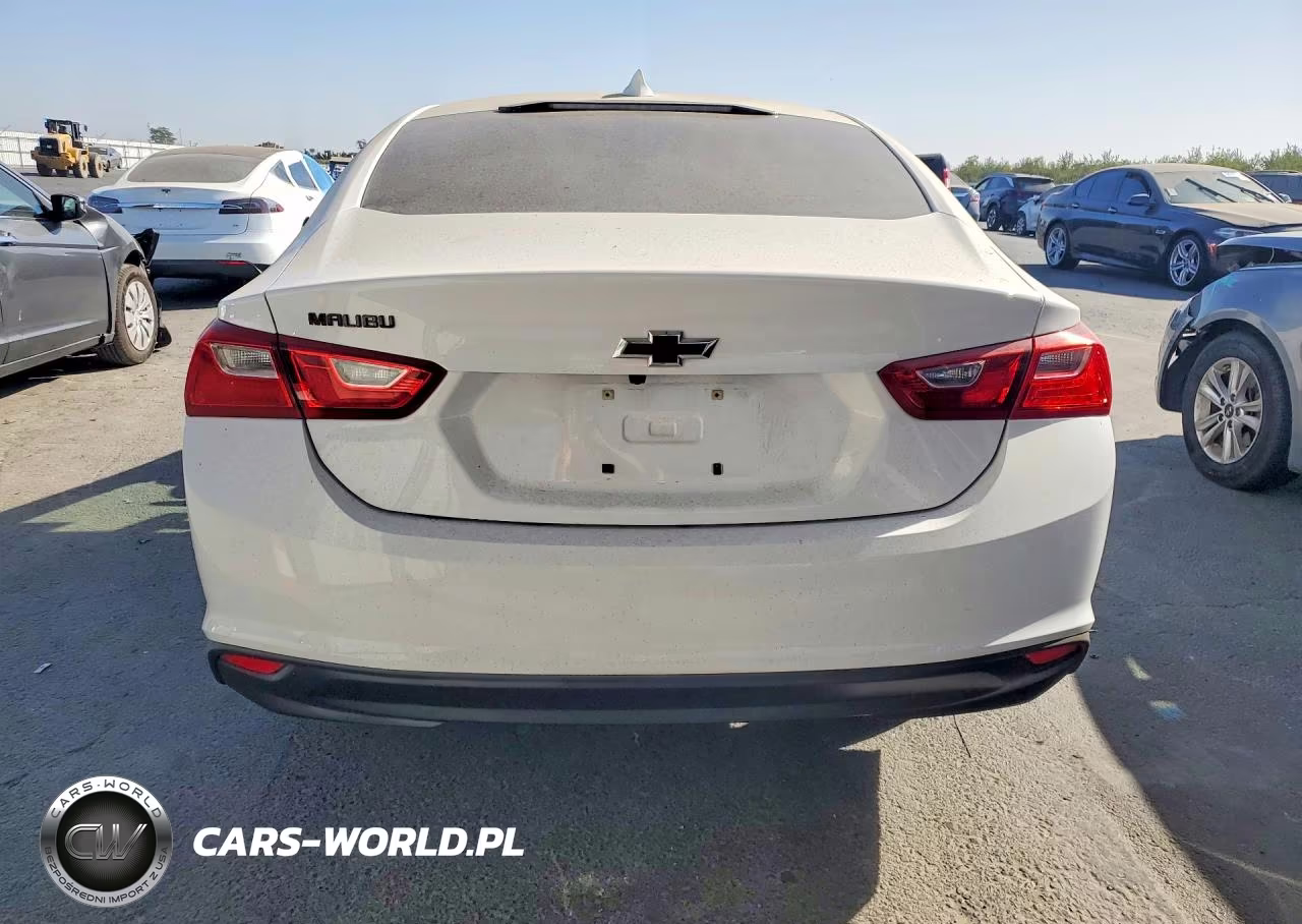 2018 Chevrolet Malibu Lt VIN:1G1ZD5ST2JF271049 - 6