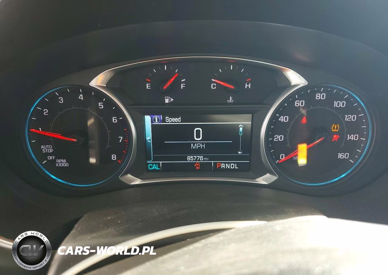 2018 Chevrolet Malibu Lt VIN:1G1ZD5ST2JF271049 - 9