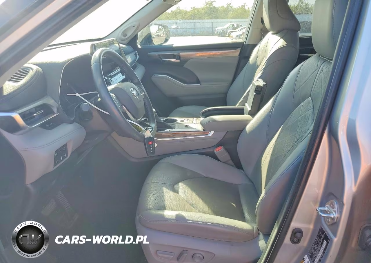 2020 Toyota Highlander Hybrid Platinum VIN:5TDEBRCH5LS005086 - 7