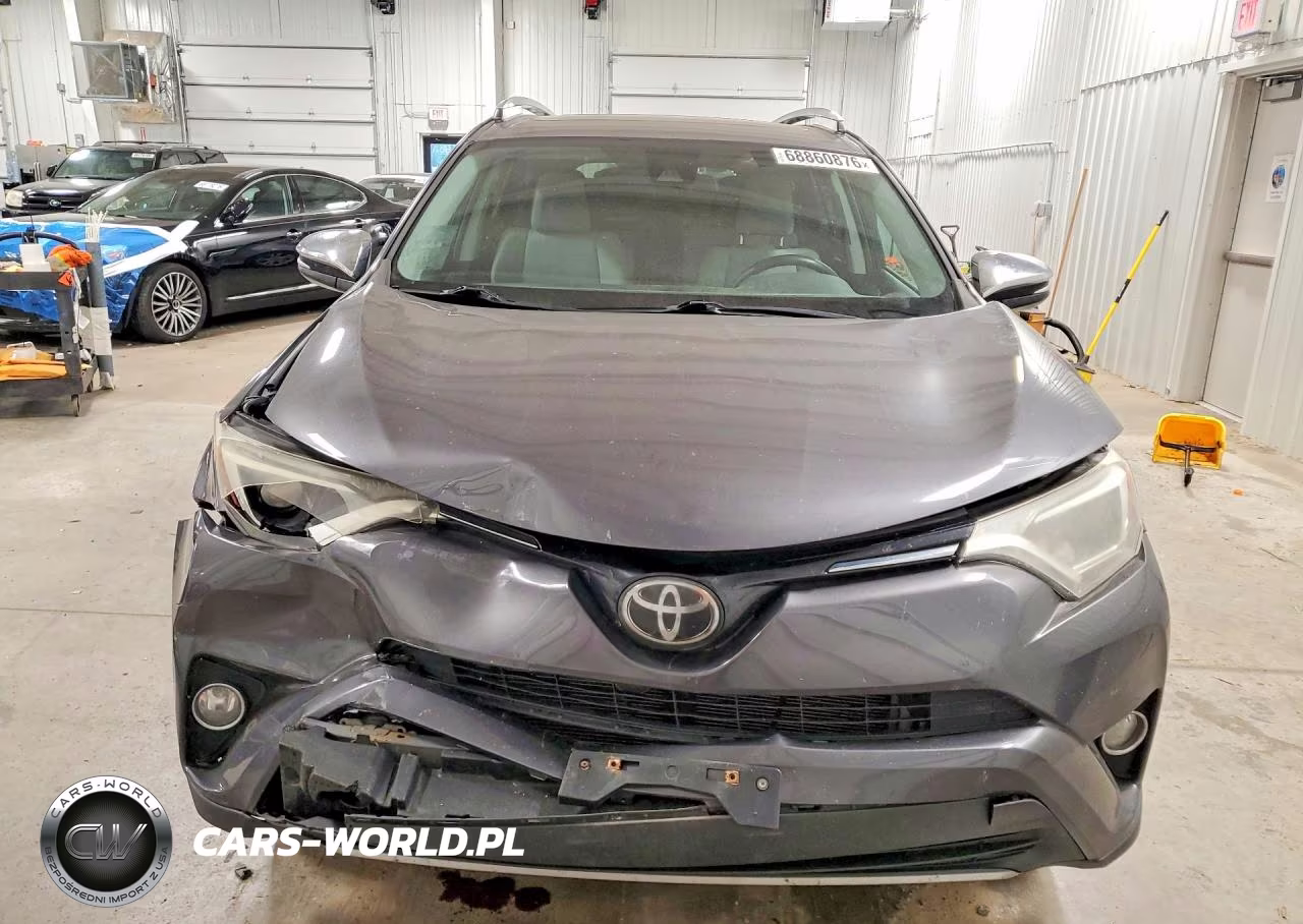 2018 Toyota Rav4 Xle VIN:2T3RFREV9JW742716 - 5