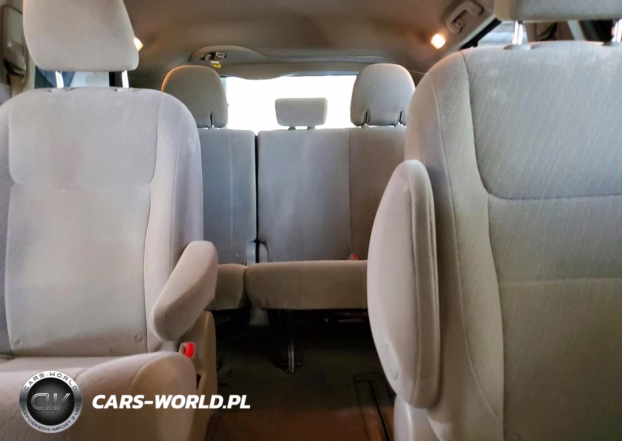 2015 Toyota Sienna Le VIN:5TDJK3DC6FS102476 - 10