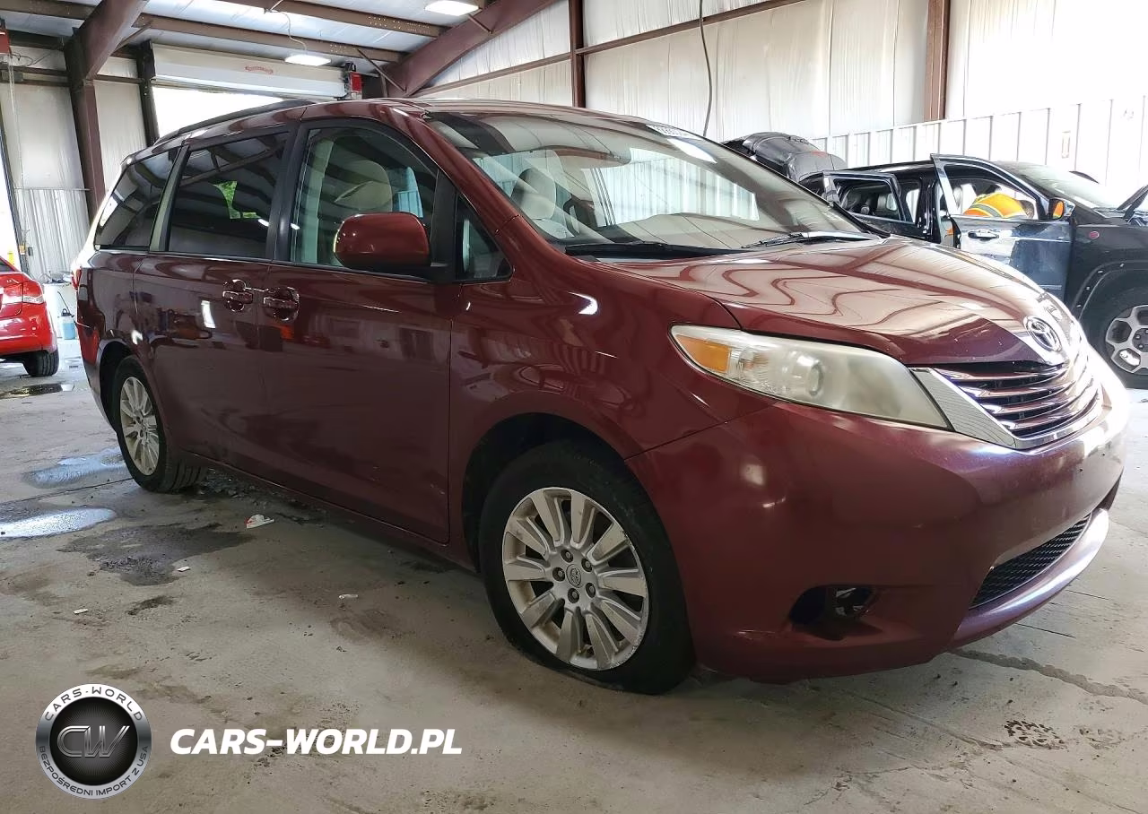 2015 Toyota Sienna Le VIN:5TDJK3DC6FS102476 - 4