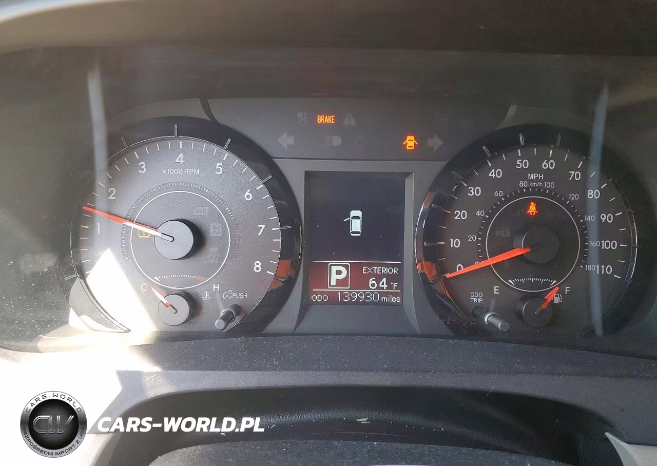 2015 Toyota Sienna Le VIN:5TDJK3DC6FS102476 - 9