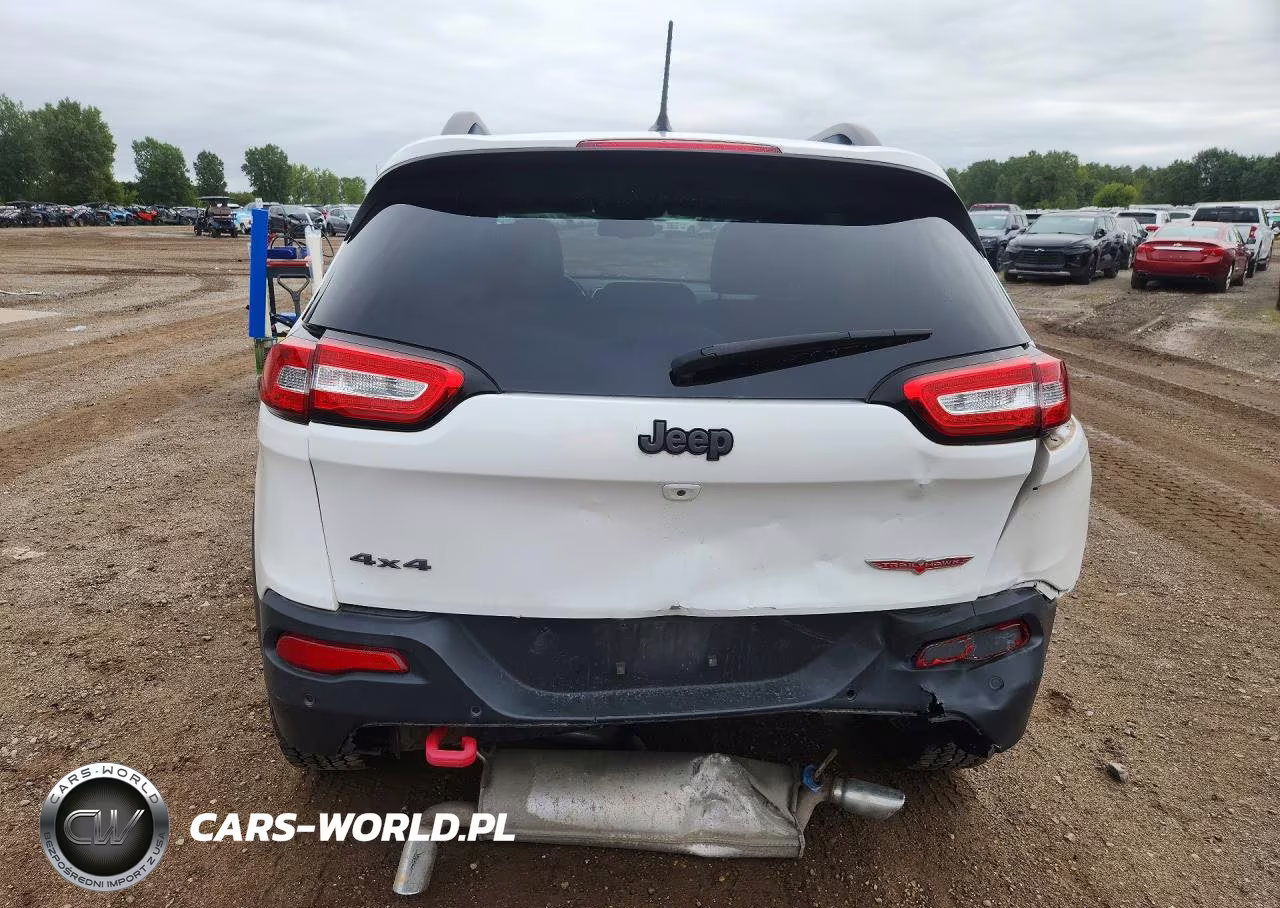 2015 Jeep Cherokee Trailhawk VIN:1C4PJMBS0FW701998 - 6