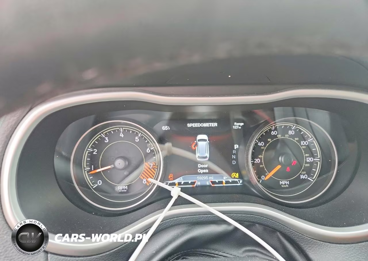 2015 Jeep Cherokee Trailhawk VIN:1C4PJMBS0FW701998 - 9