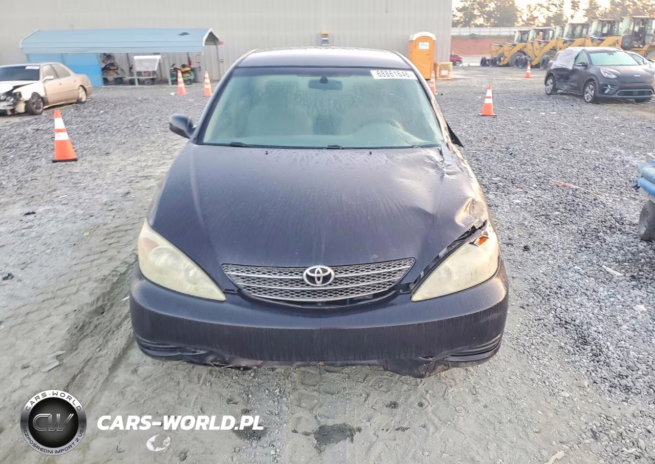 2003 Toyota Camry Le VIN:4T1BE32K53U742459 - 5