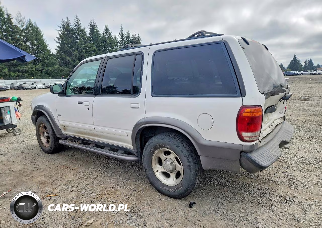 2000 Ford Explorer Xlt VIN:1FMDU73E4YZC57686 - 2