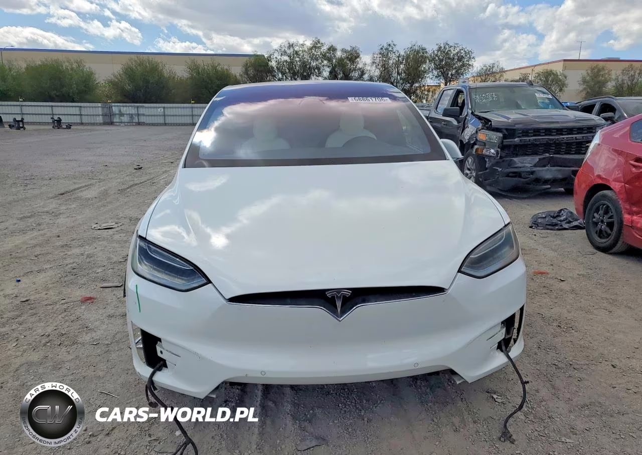 2017 Tesla Model X VIN:5YJXCDE28HF055770 - 5